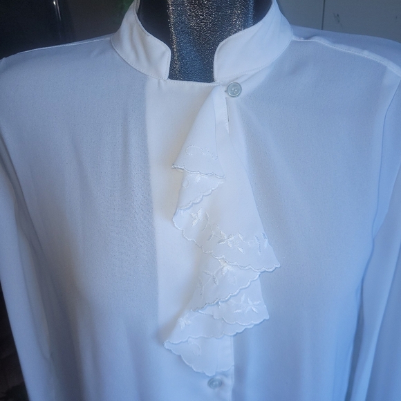 Vintage Semi Sheer White Flounced Blouse 16 - Picture 3 of 8
